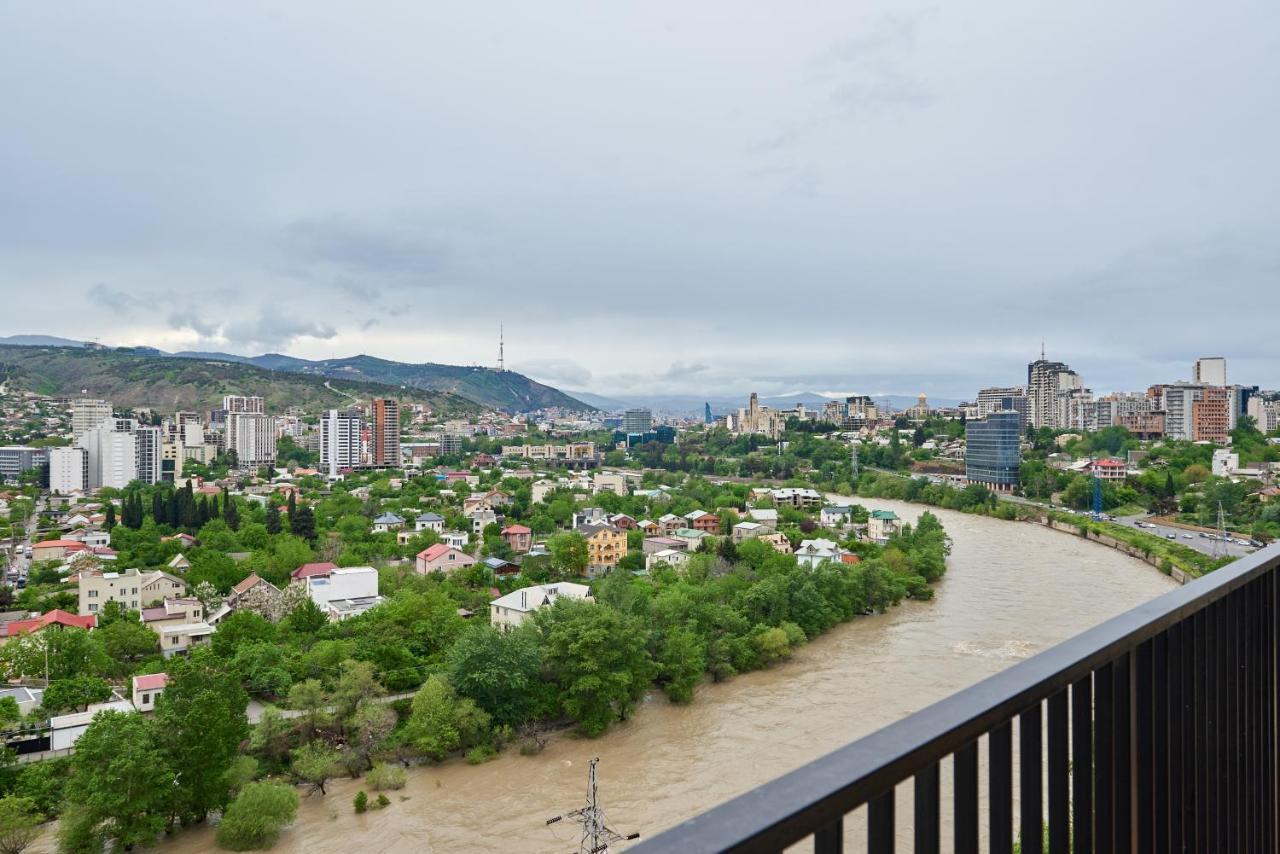 Apartment By The River 第比利斯 外观 照片