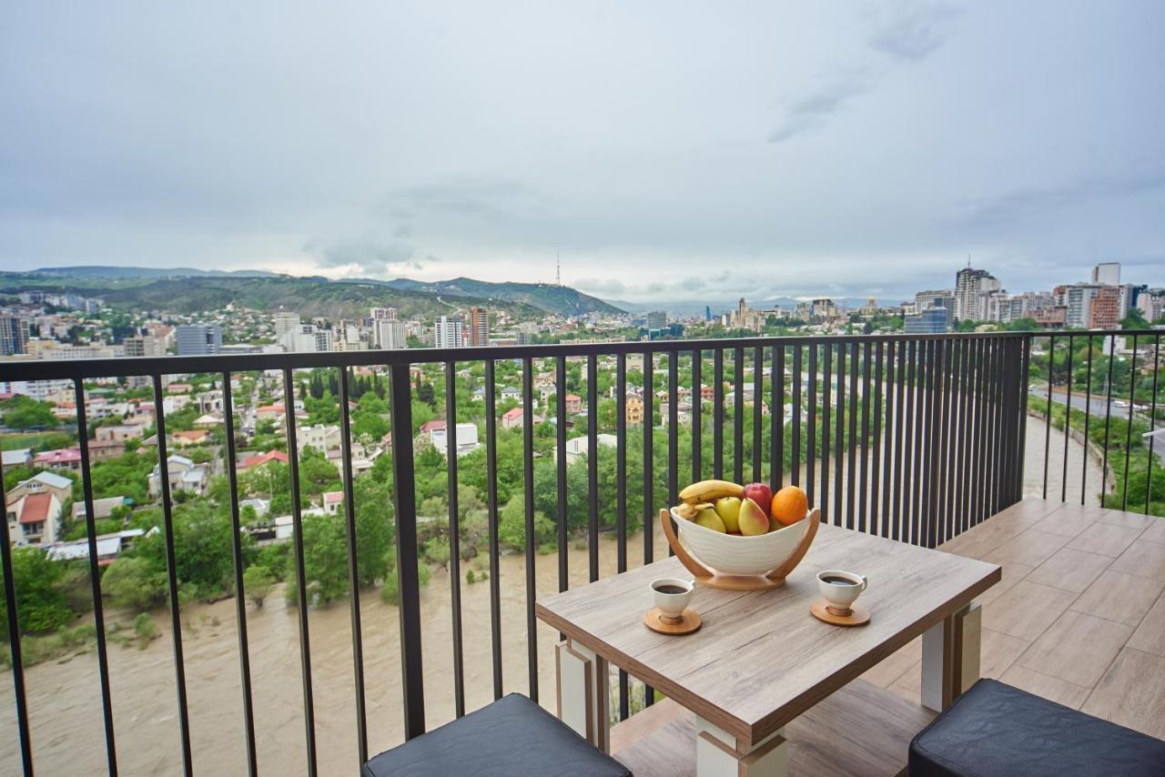 Apartment By The River 第比利斯 外观 照片